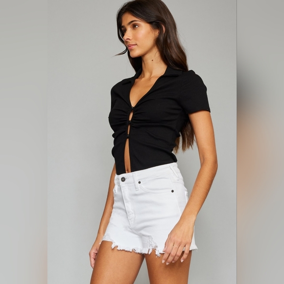 KanCan High Rise Waist Distressed White Denim Cut-off Frayed Hem Jean Shorts - Picture 13 of 16